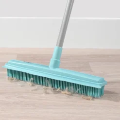 Balai coiffeur telescopique