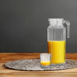 Set de 6 verre et un pichet en v